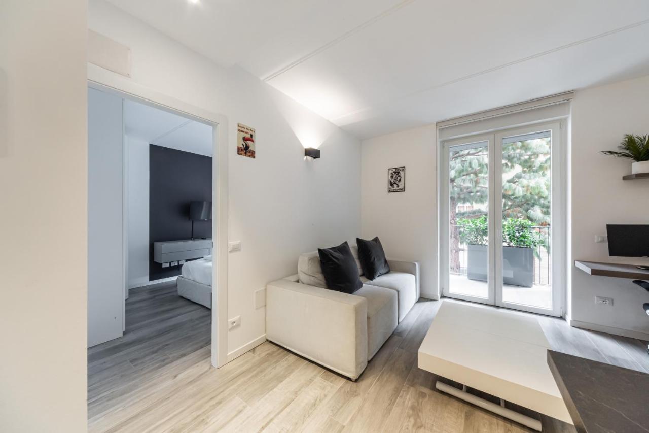 Comfy Apt With Private Parking & Balcony Milano Exterior foto